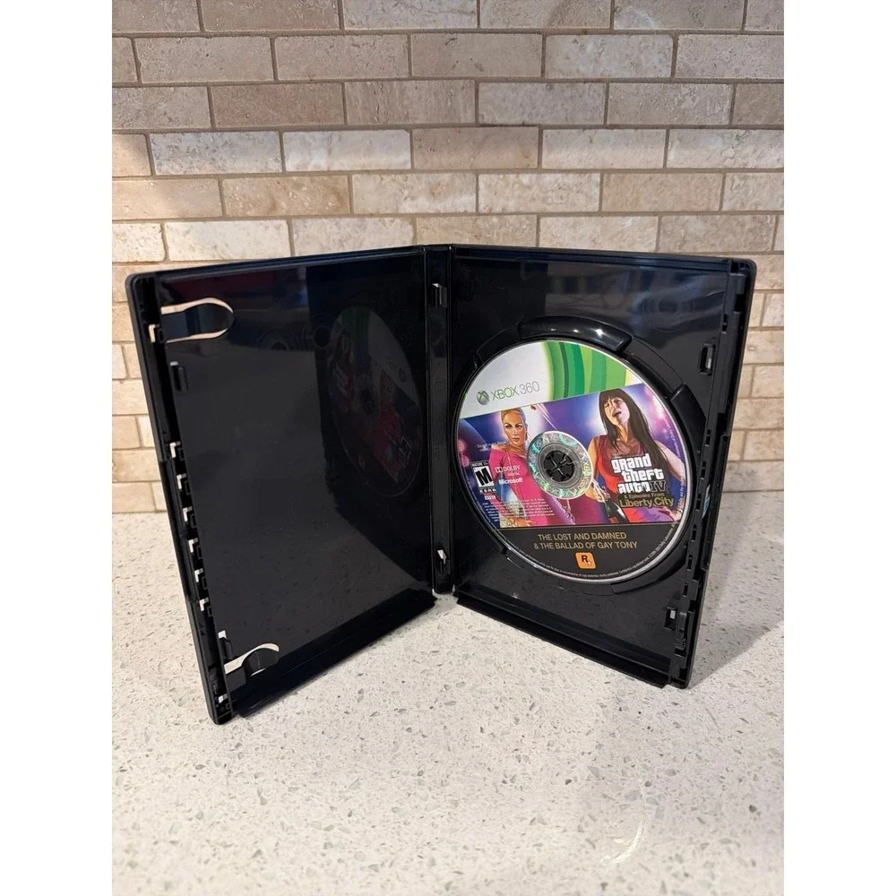 Grand Theft‎ Auto V GTA 5 Xbox 360 Game